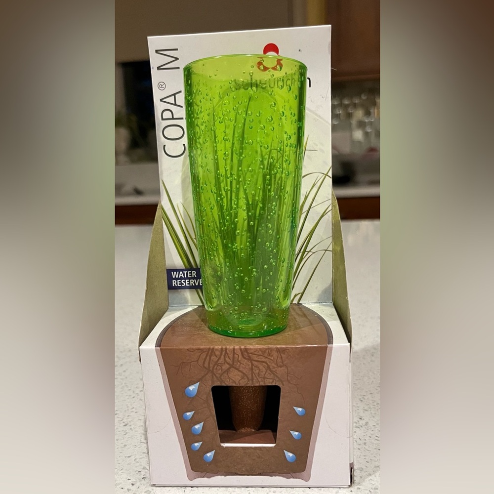 Green Self-Watering Planter